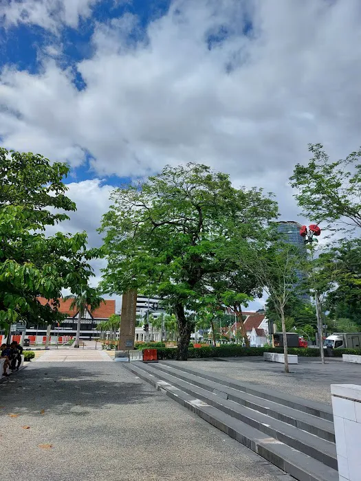 Masjid Jamek Pedestrian Bridge Picture 4
