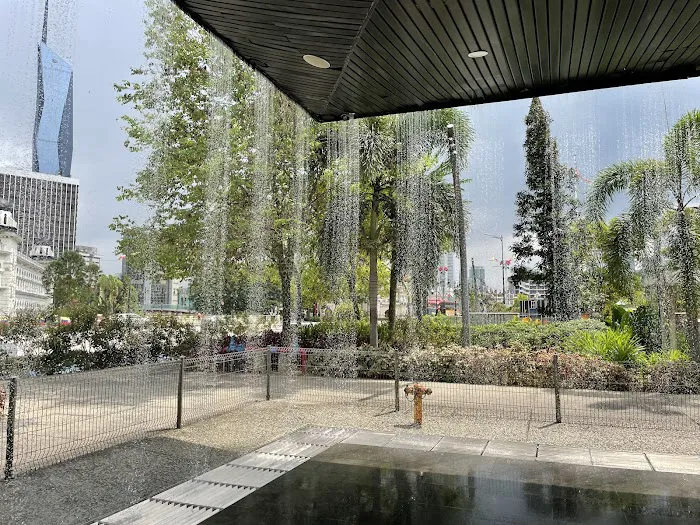 Water Curtain Picture 3