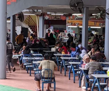 Tok Yem's Street Mall