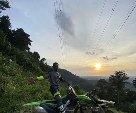 Bukit samak