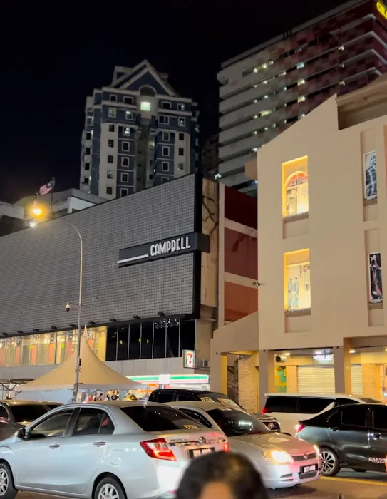 Sogo-Pertama Crossing Picture 6