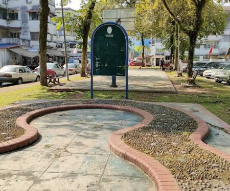 Jalan Gajus Park