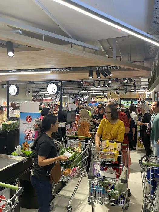Village Grocer @ LSH33 Picture 4