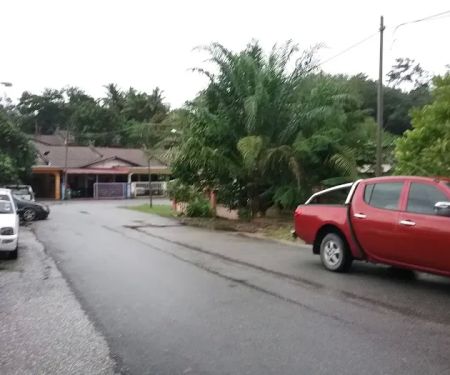 LOW COST RAN.RUMAH SG.KERPAN