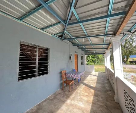 HOMESTAY ANJANG AKI