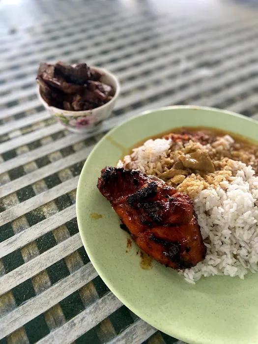 Kedai makan nasi kerabu batu 5 penjom Picture 4