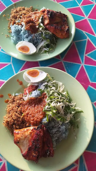Kedai makan nasi kerabu batu 5 penjom Picture 8