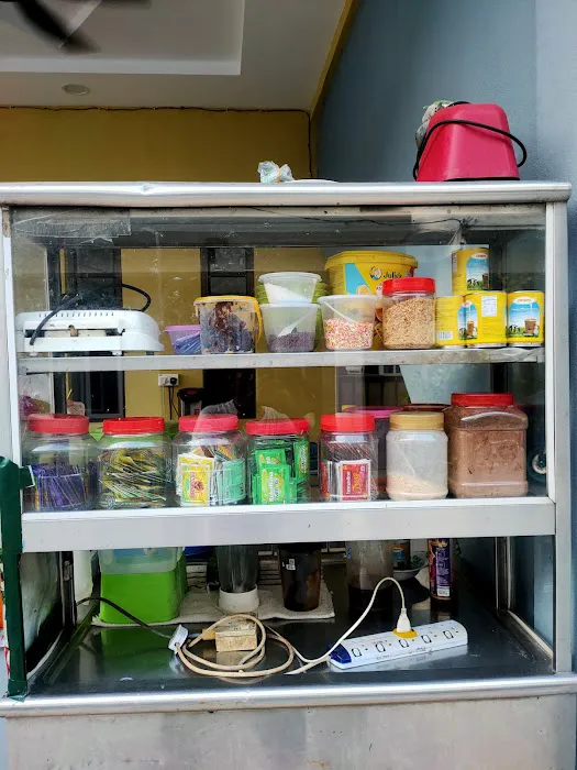 Warung kak ira SOTO,BAKSO, PENTOL,CENDOL Picture 3