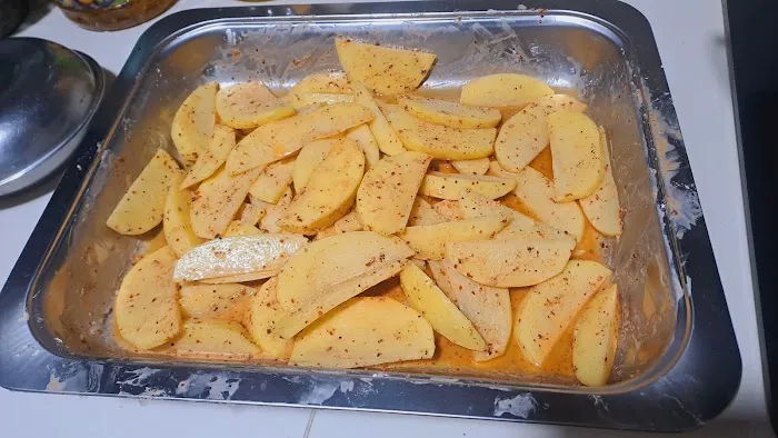 Desi Bites Kitchen ✓ Picture 5
