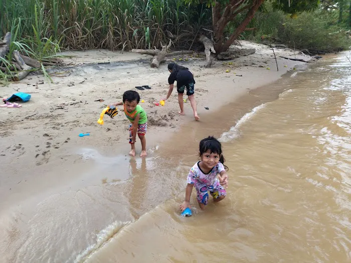 pantai seberang jeram besu Picture 4