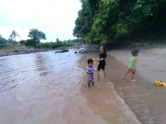 pantai seberang jeram besu Picture 2