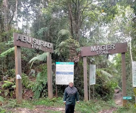 Mager & Abu Suradi trail start point