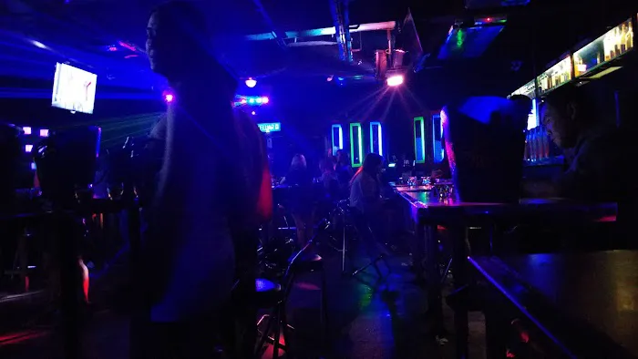 Golala Bar & Lounge Picture 1