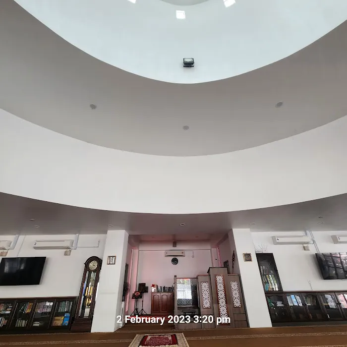 Masjid Tunku Azizah Iskandar Picture 2
