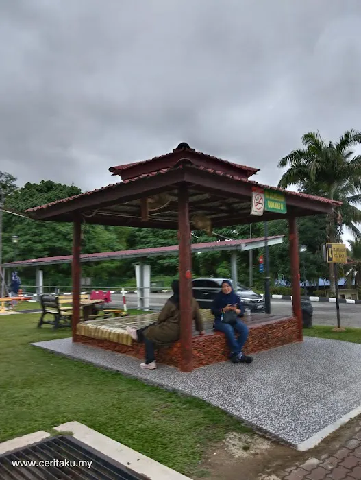 Masjid Tunku Azizah Iskandar Picture 9
