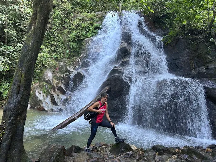 Kanching Waterfalls Picture 9