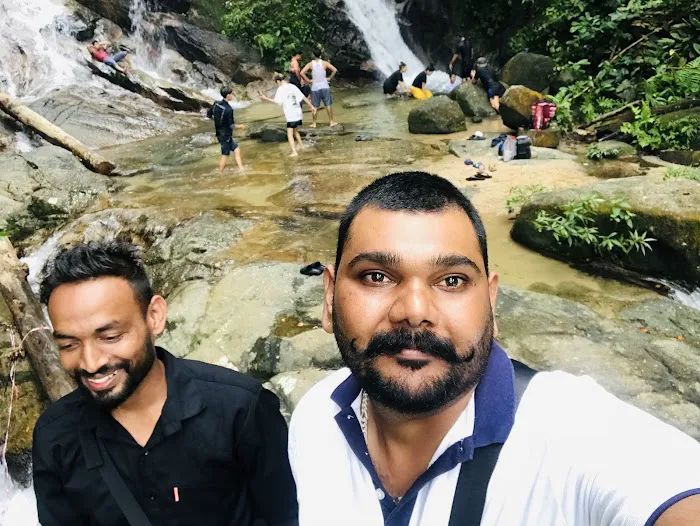Hidden waterfall Picture 2