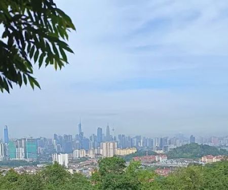 Bukit dinding mini tahan trail
