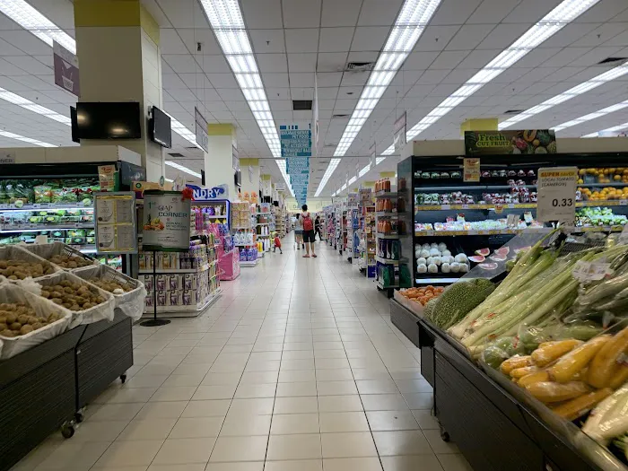 AEON Mall Metro Prima Shopping Centre Picture 9