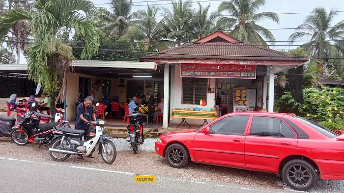 Kedai Makan Shahran Depan Padang Picture 3