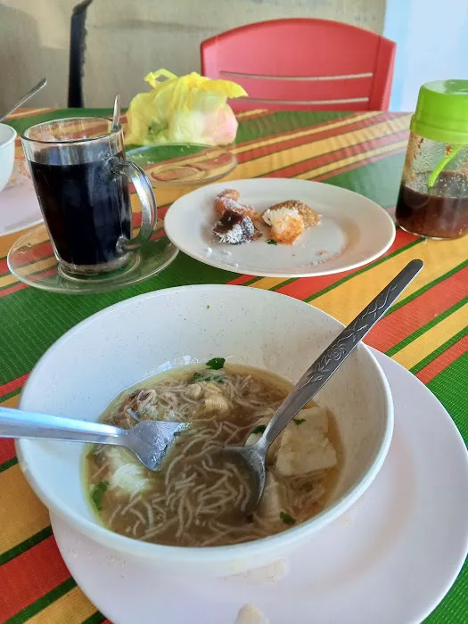 Kedai Makan Shahran Depan Padang Picture 5