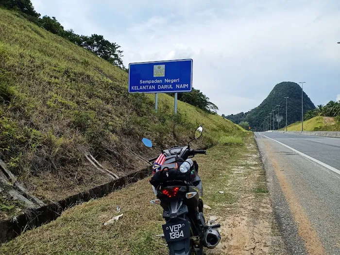 Signboard Sempadan Kelantan - Pahang Picture 5