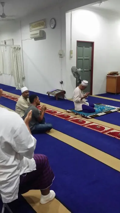 Surau Kampung Mat Kilau Picture 5