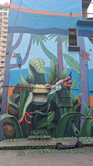 Graffiti alley Picture 3