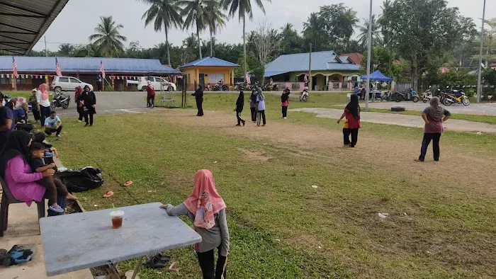 MASJID AL SYAKIRIN KAMPUNG SUNGAI PUTAT Picture 2