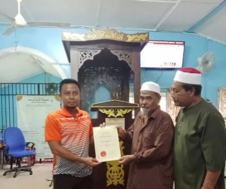 MASJID AL SYAKIRIN KAMPUNG SUNGAI PUTAT