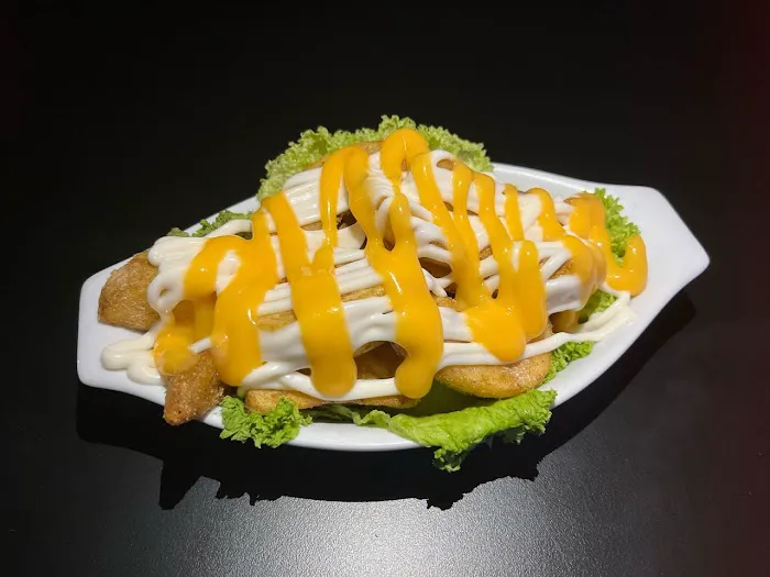 V GOLDEN CAFE 金三角 Picture 7