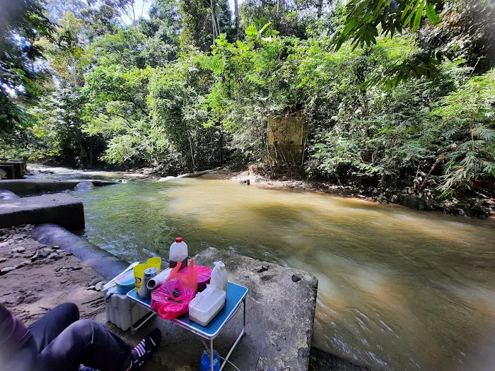 Sungai Pisang Waterfall Trailhead Picture 7