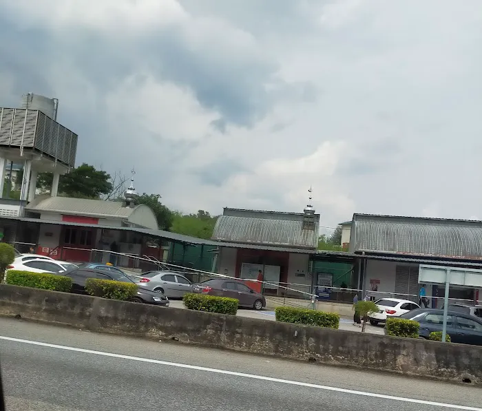Bilik Solat (Musolla) - Hentian Gombak Picture 1