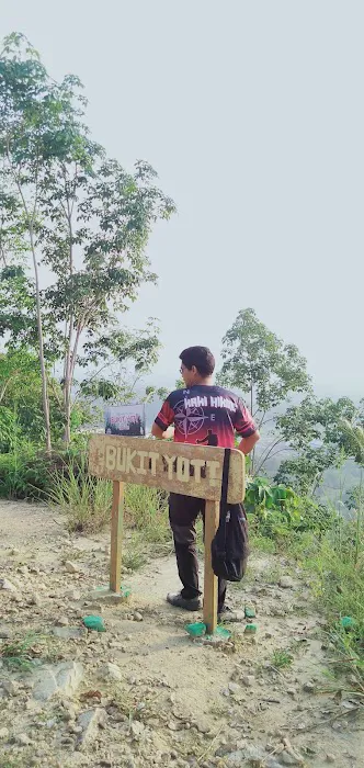 Bukit Yot Hiking Picture 1