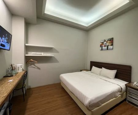 The Riverbank Hotel & Spa
