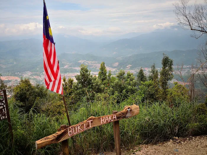 Raka Hill Picture 7