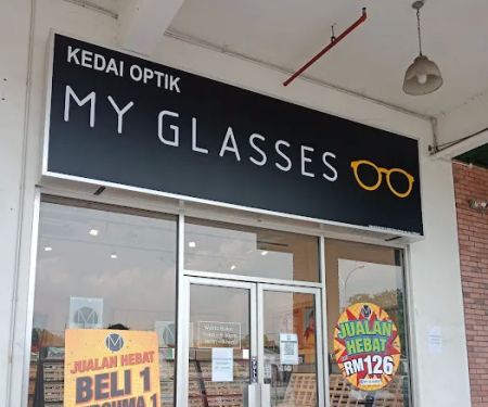 My Glasses Villa Putra