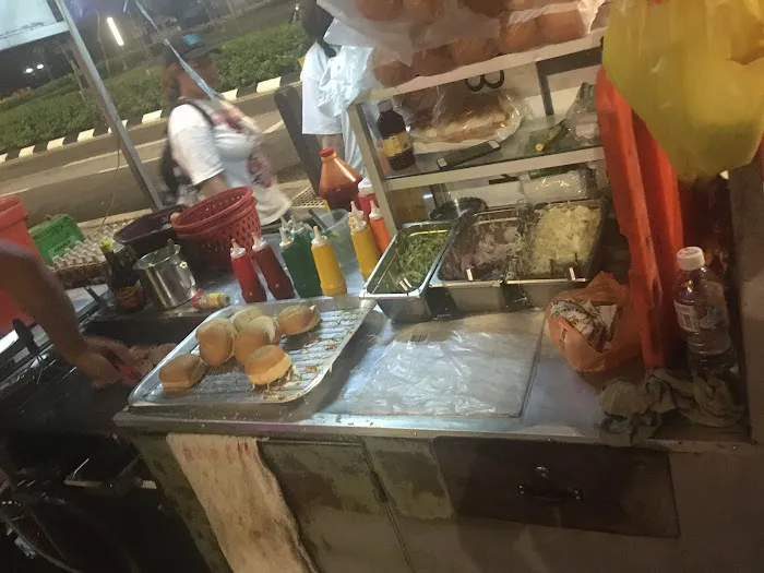 Burger Station Picture 9