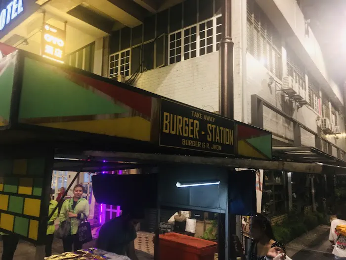 Burger Station Picture 10
