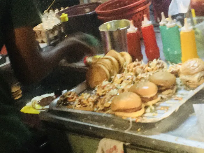 Burger Station Picture 5