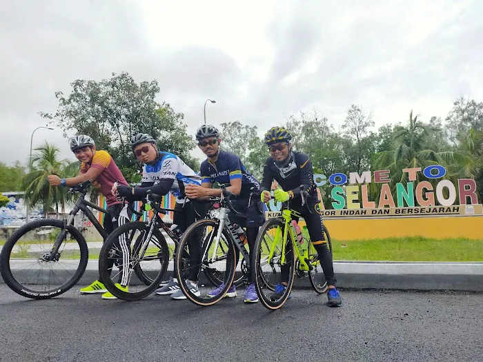 0 km Kuala Selangor Picture 6