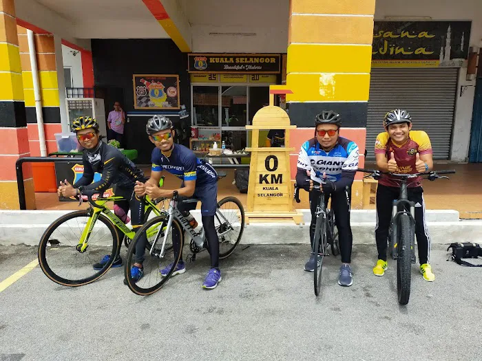 0 km Kuala Selangor Picture 3