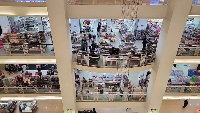 Brem Mall Shopping Complex Picture 4