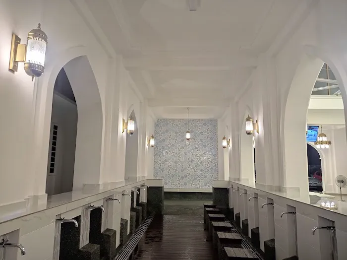 King Lumu Mosque (Royal Mosque) Picture 6