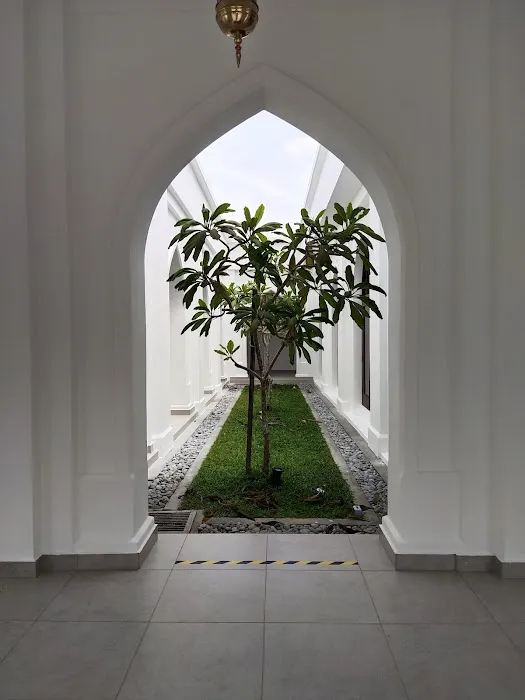 King Lumu Mosque (Royal Mosque) Picture 7