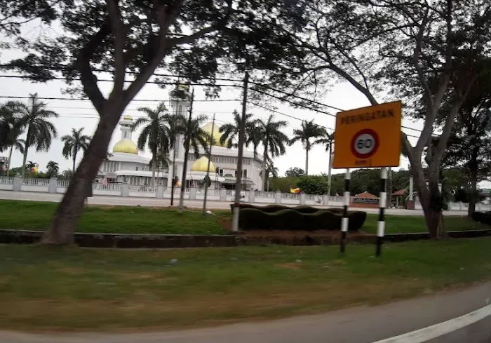Sultan Ibrahim Jamek Mosque (Main District Mosque) Picture 6