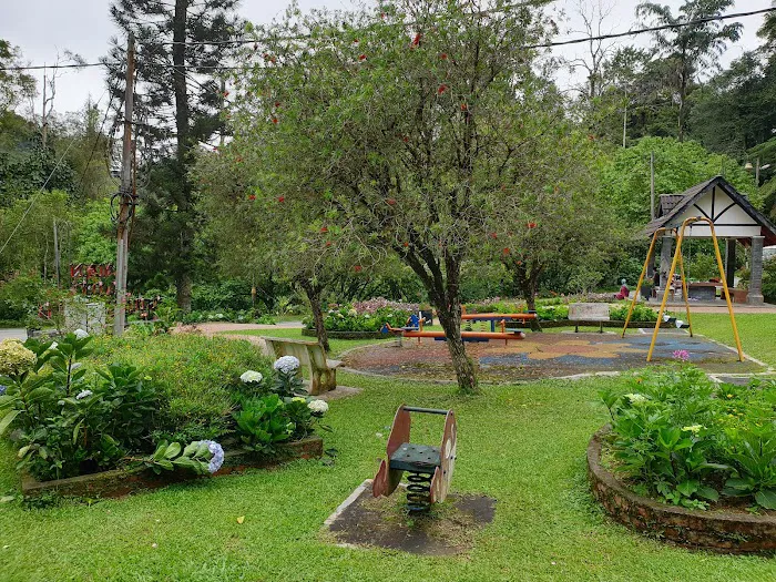 Taman Lady Guillemard Picture 10