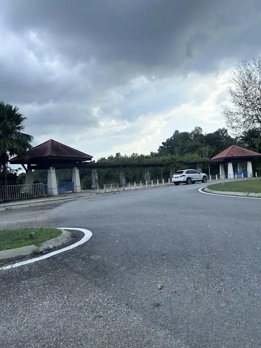 Seri Hijau Damai Roundabout Picture 7