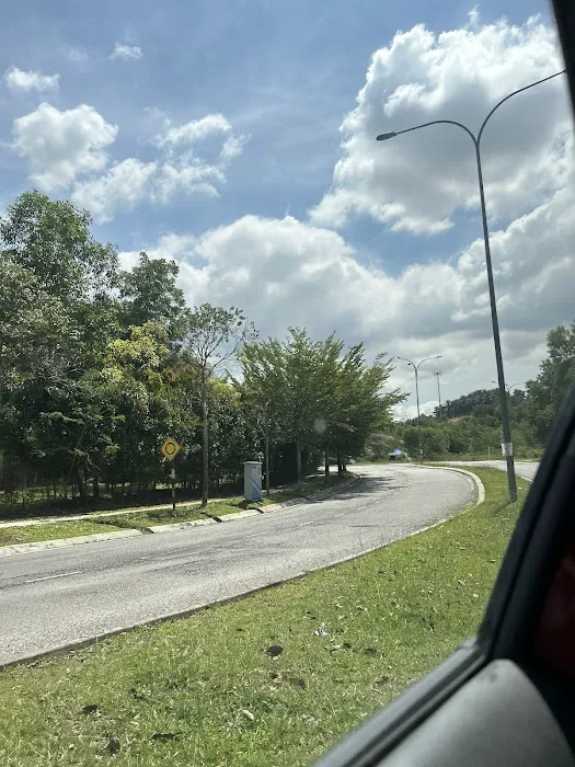 Seri Hijau Damai Roundabout Picture 4