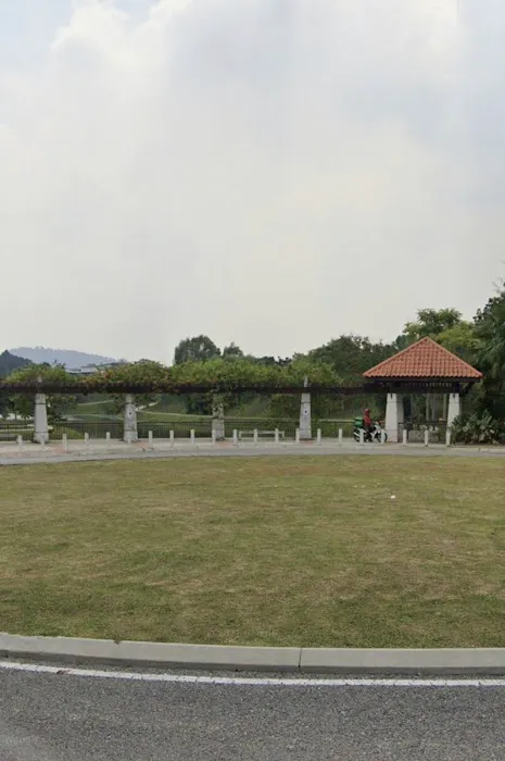 Seri Hijau Damai Roundabout Picture 6